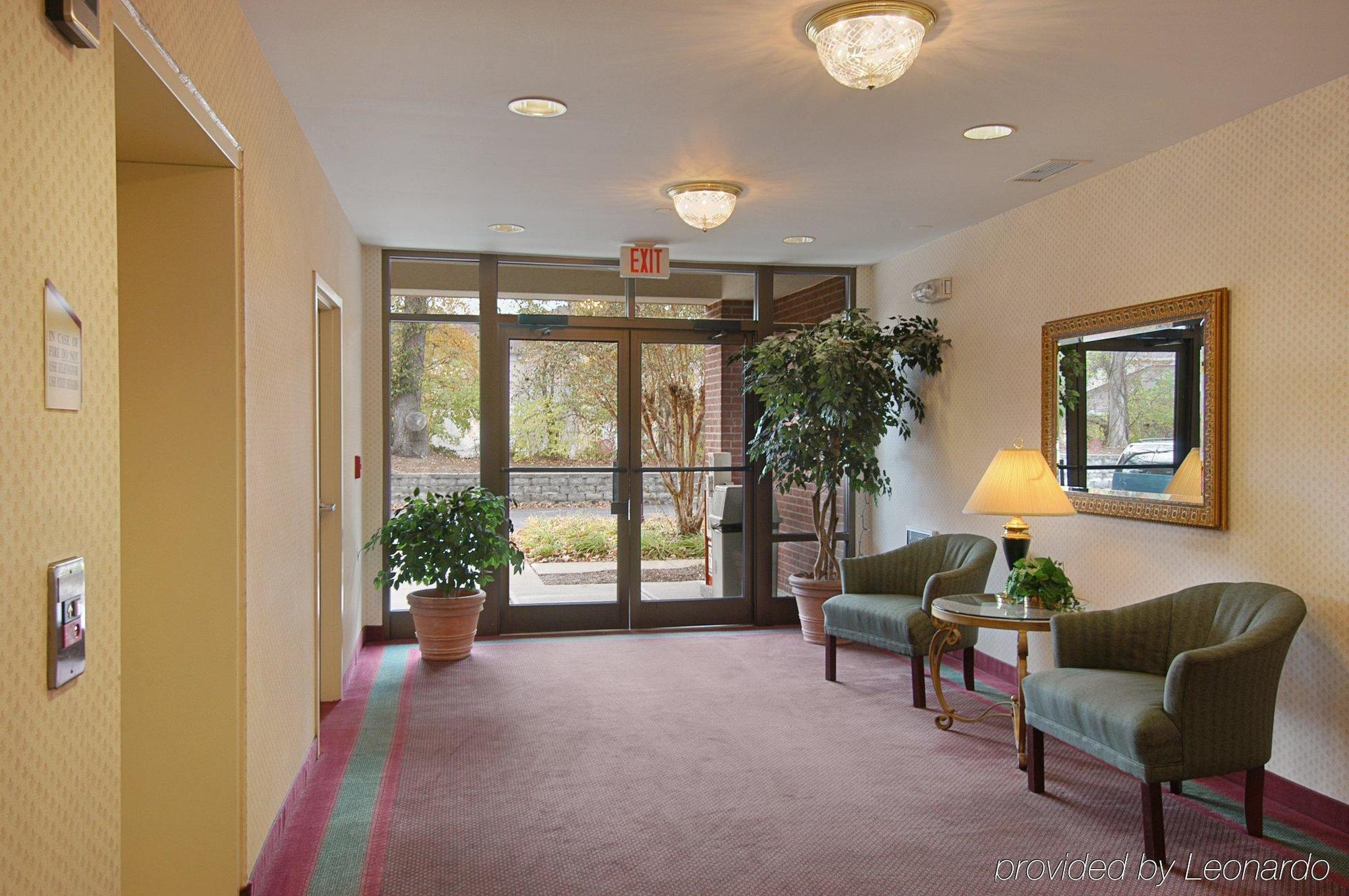 Holiday Inn Express Brentwood-South Cool Springs By Ihg Interior foto